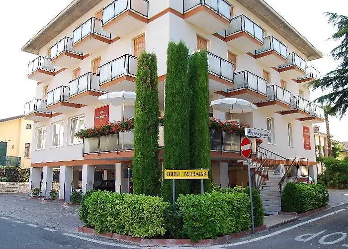 Taormina فندق باردولينو