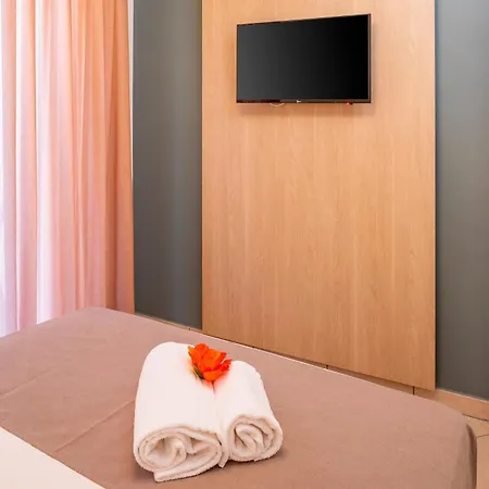 ホテル Taormina 2*