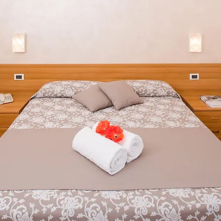 Taormina ホテル 2*