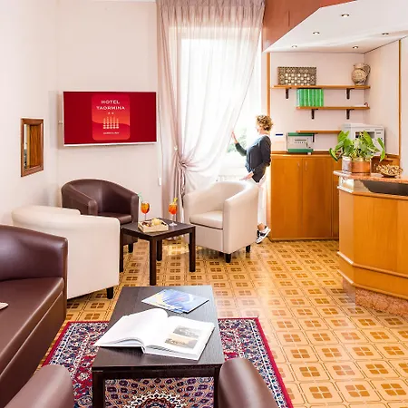 ホテル Taormina バルドリーノ