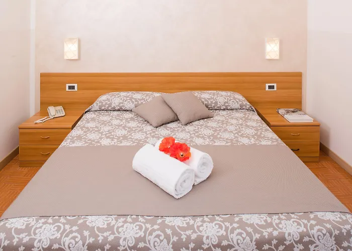 Taormina מלון 2*