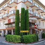 陶尔米纳酒店 酒店 巴多利诺